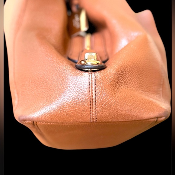 Coach Edie 31 Shoulder Bag - Picture 6 of 12